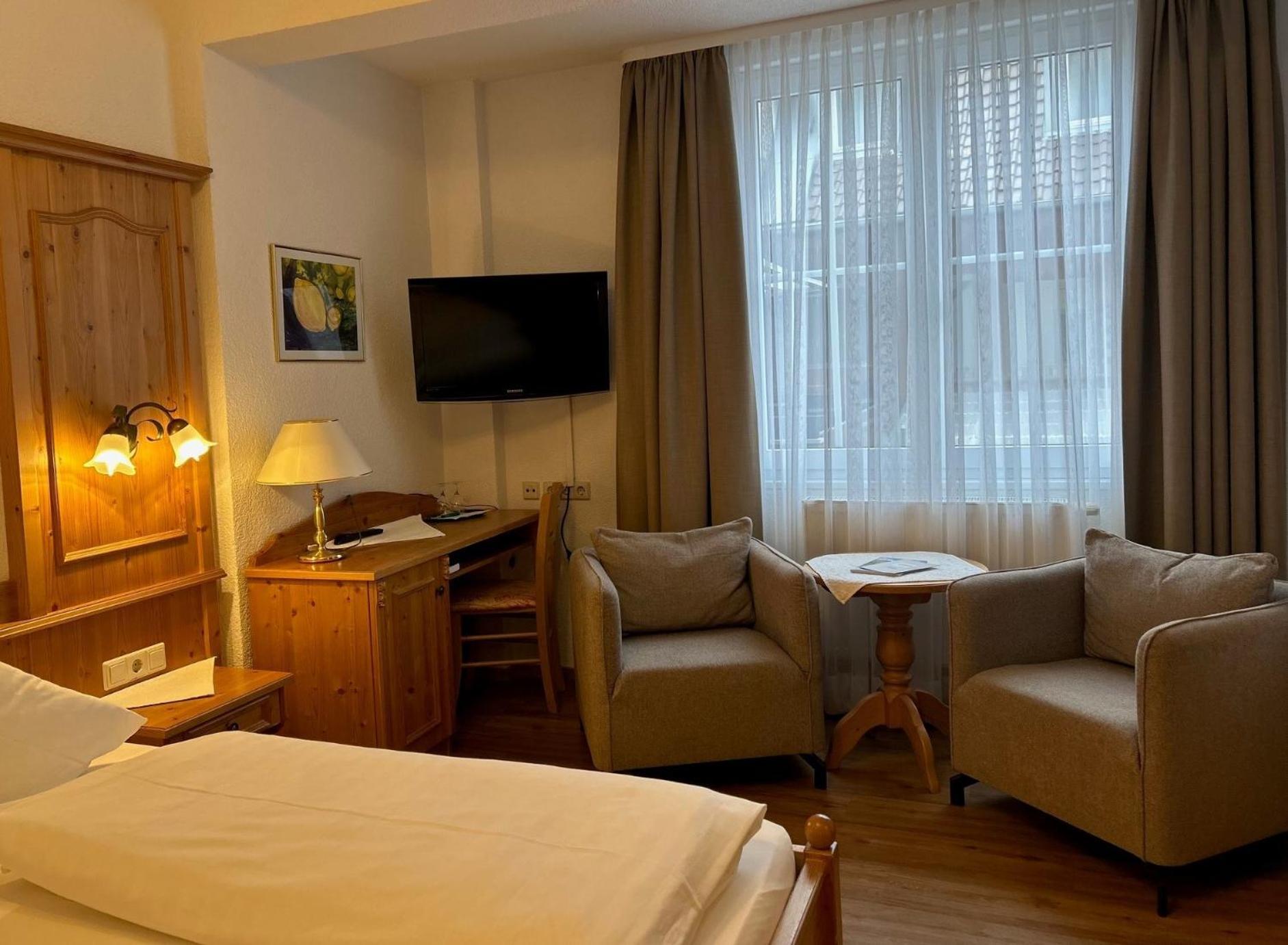 Seehotel Schaepfle Uberlingen Exterior photo