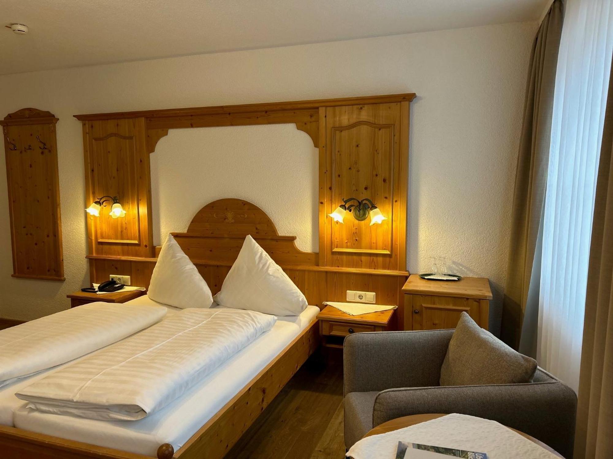 Seehotel Schaepfle Uberlingen Exterior photo